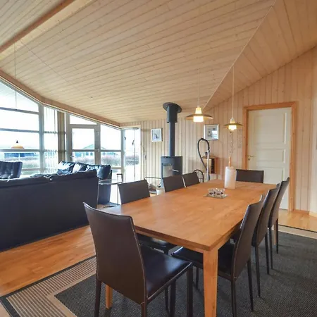 Stunning In With Kitchen * Vinderup